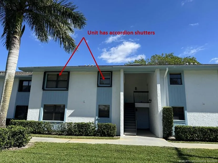 2 bed, 2.0 bath, 1273 sqft, $2,500 — Photo 4