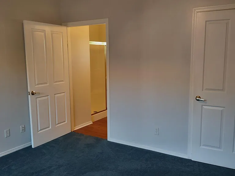 1073 Moon Shadow Ct — Photo 18