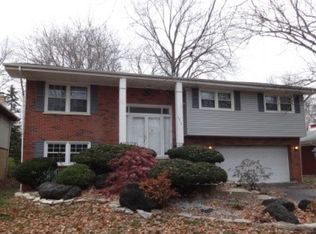 1316 Poplar Ct, Homewood, IL 60430