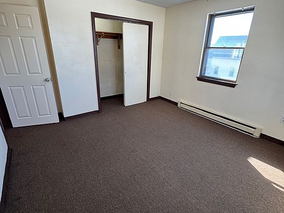 5th image of 3 Alice Ave #5