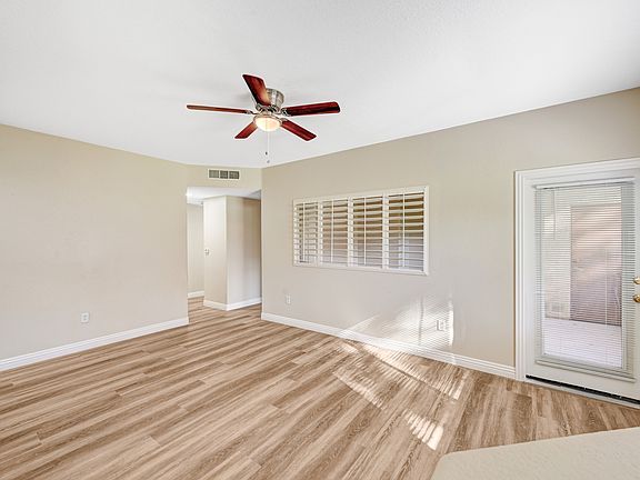 4th image of 1050 E Cactus Ave Unit 1039-1