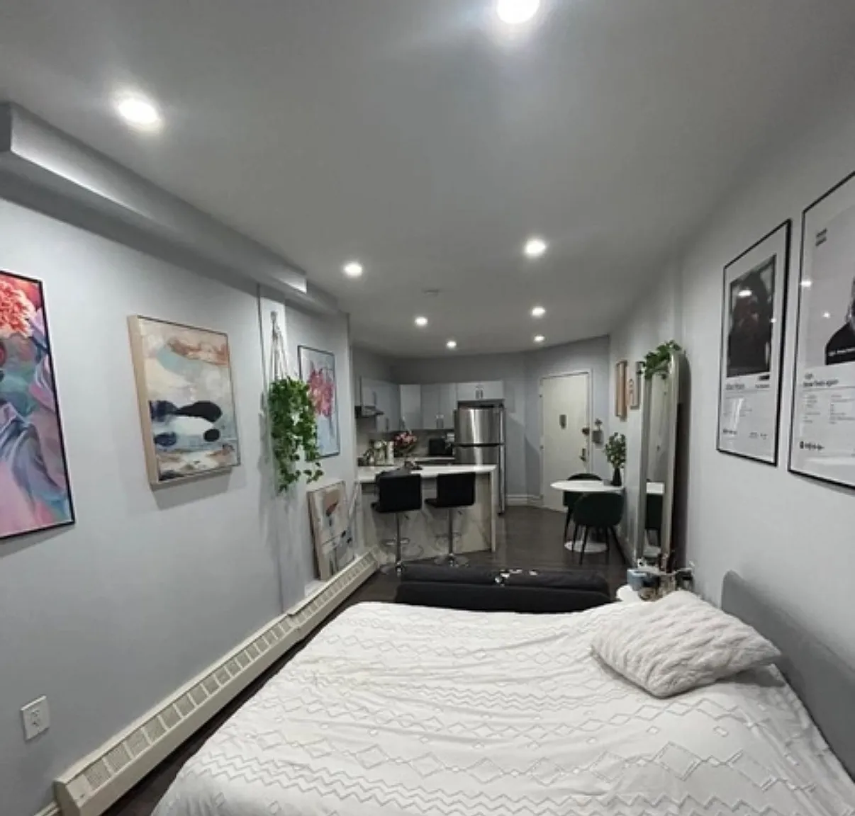 950 Bergen Street — Photo 3