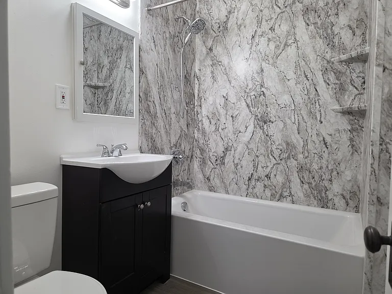 3324 NE 73rd Ave — Photo 14