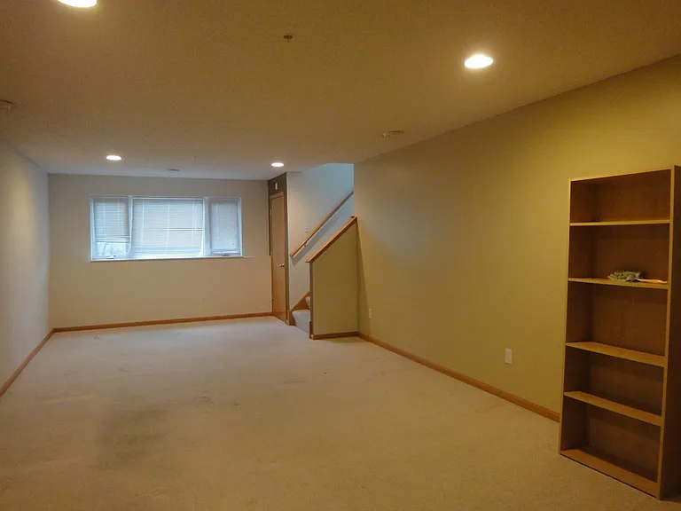 4770 Underwood Ln N #E — Photo 12