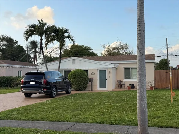 1771 NE 180th St, North Miami Beach, FL 33162