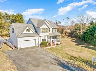 1525 Sharpes Ct E, Pt Republic, MD 20676