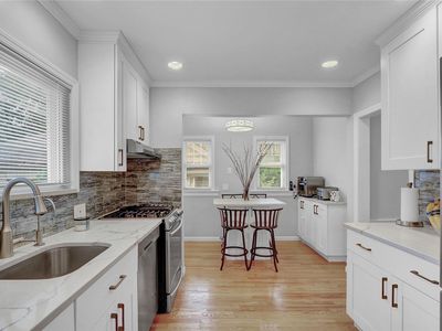 10 Ontario Road, Floral Park, NY, 11001