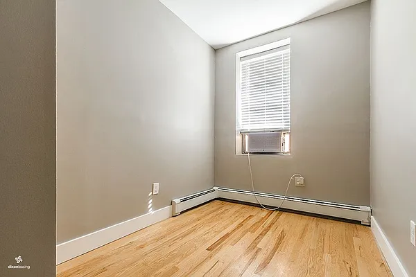 Rented by Dixon Advisory USA Inc. | media 37