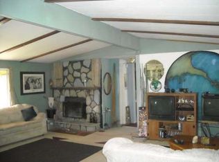 19335 E Cactus Cv, Black Canyon City, AZ 85324