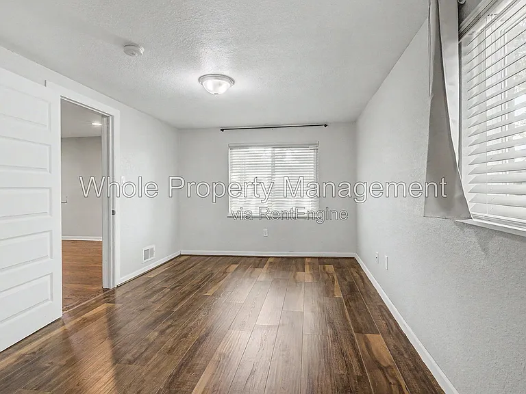 2991 Hudson St — Photo 14
