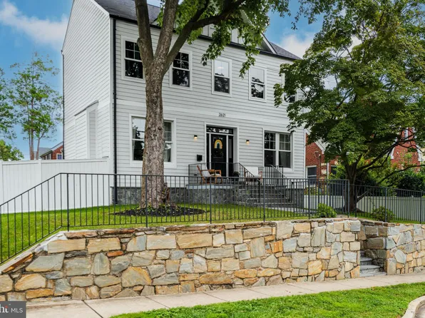 2621 N Lexington St, Arlington, VA 22207