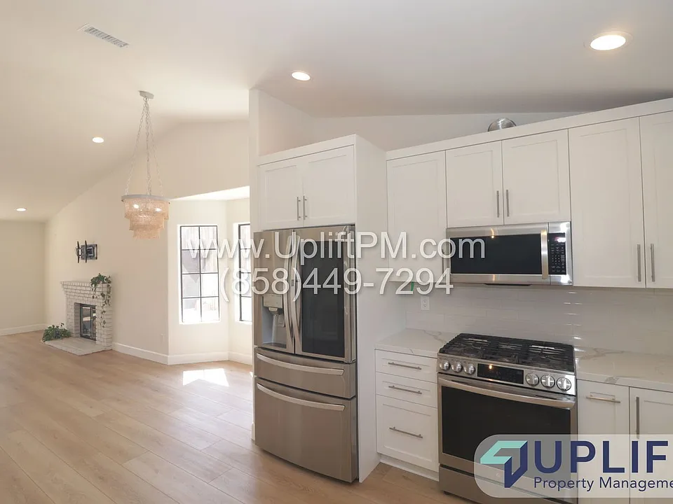 1542 Del Mar Rd #A