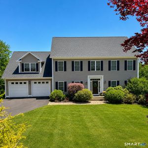 42 Ridgewood Terrace, North Haven, CT, 06473