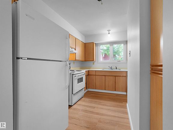 4th image of 1904 48th St NW #50