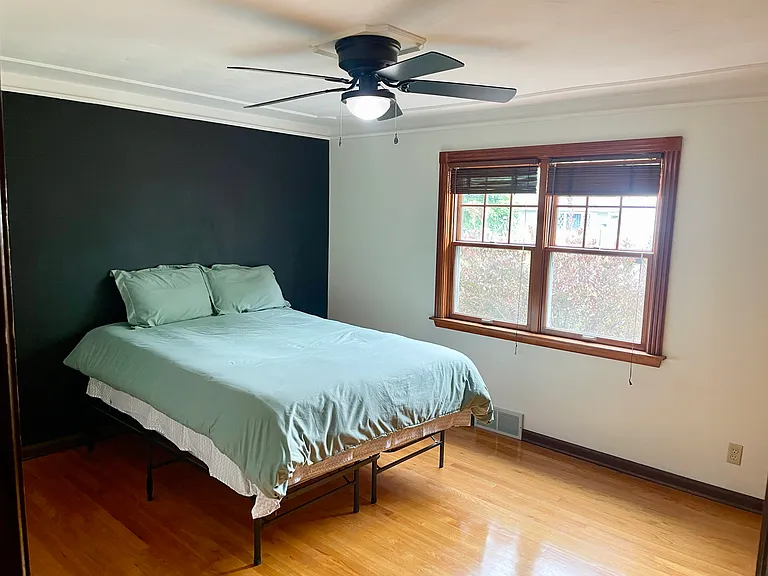 218 Lynnhaven Dr — Photo 16
