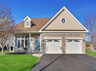 15 Plymouth Way, Ave, NJ 08005