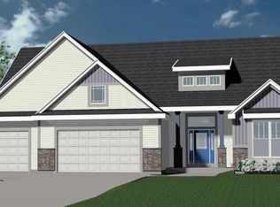 1713 Switchgrass St, Oconomowoc, WI