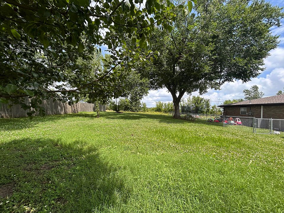 2nd image of L4 Birnamwood Dr #2