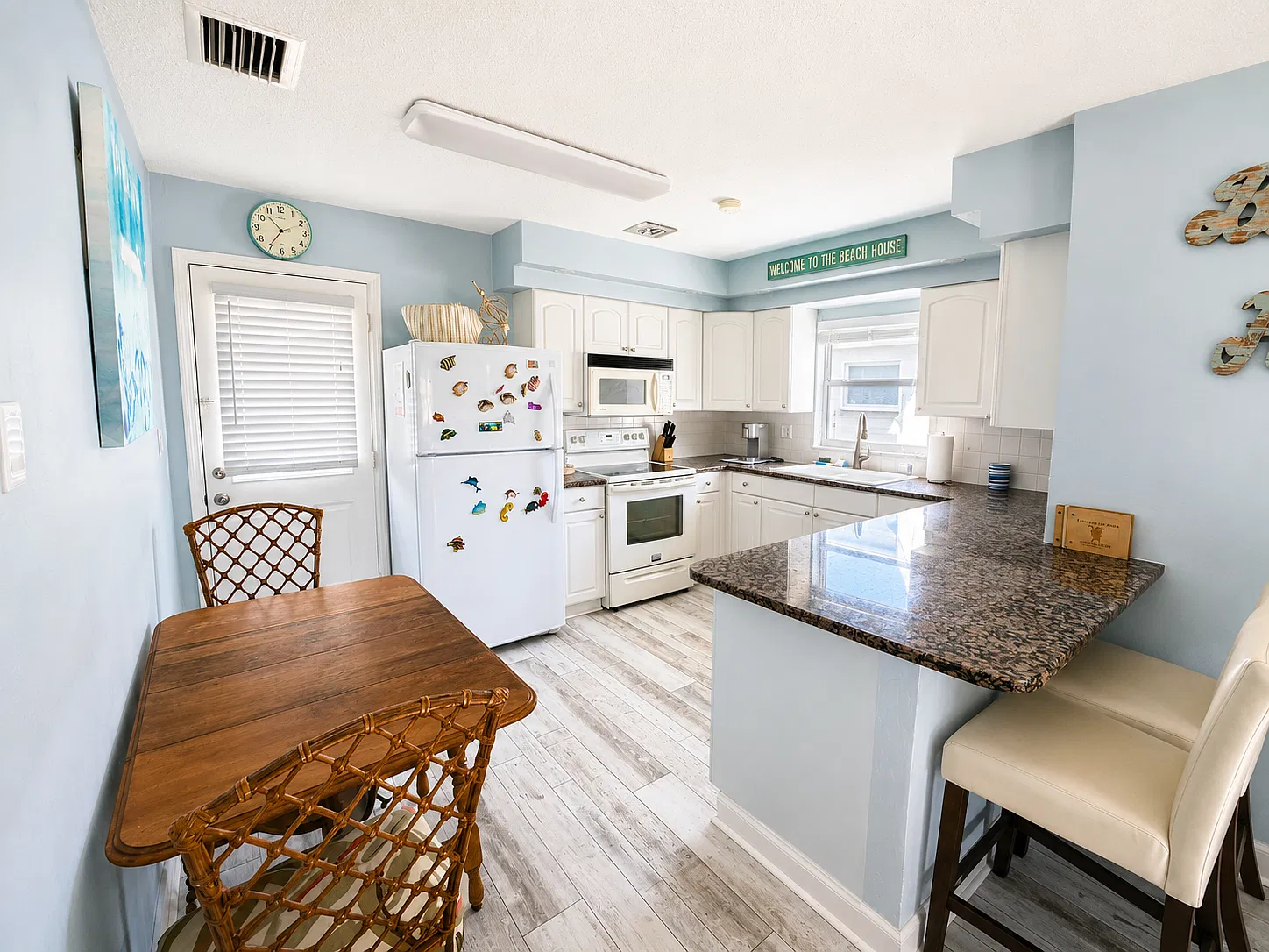 2 bed, 983 sqft, $3,200 — Photo 4