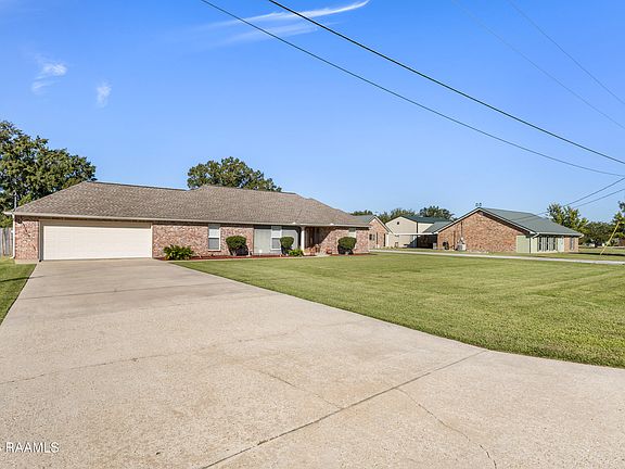 3rd image of 3308 Schwing Rd