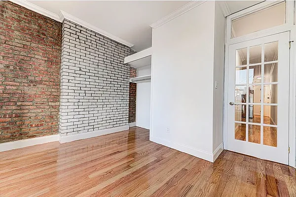 Rented by Bond New York | media 15