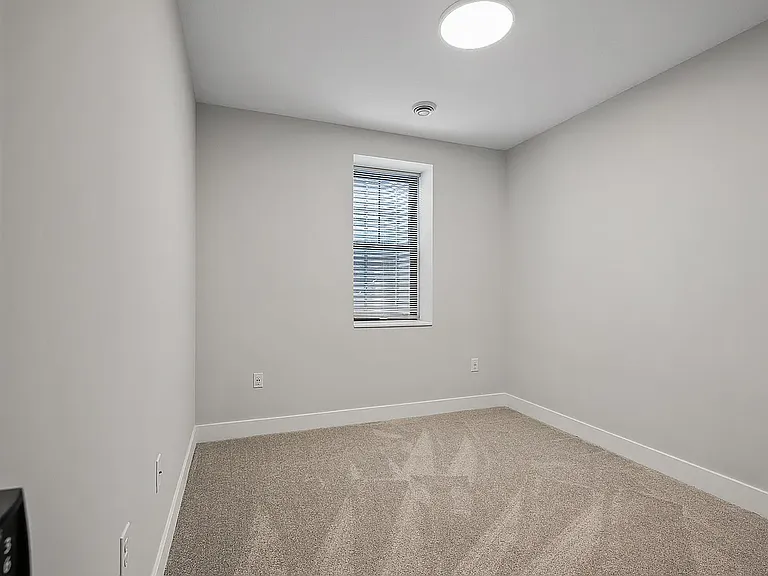 2413 1st Ave S #103 — Photo 27