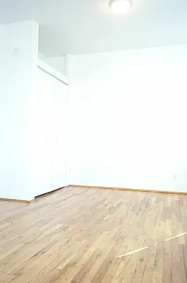 Rented by Tower Brokerage | media 14