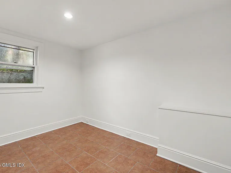 88 Orchard St — Photo 37