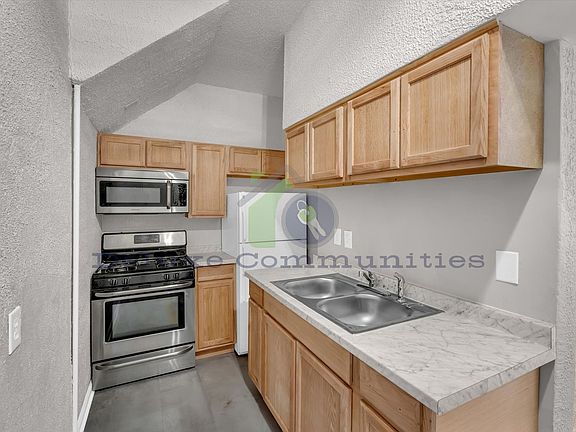 2nd image of 801 Prospect Ave SE #803