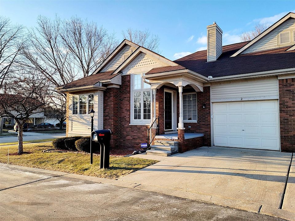 1st image of 2 Canfield Cir