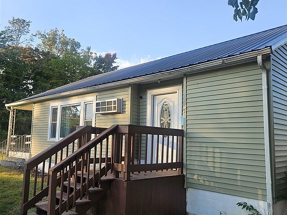 2nd image of 234 Walnut St