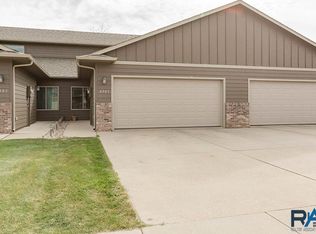 4305 W Shipton St, Sioux Falls, SD 57108