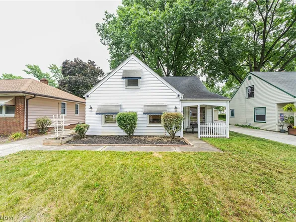6917 Greenleaf Ave, Parma Heights, OH 44130