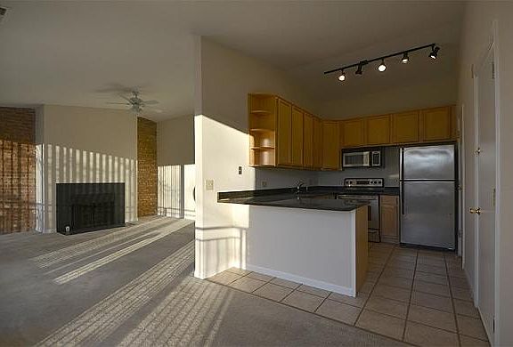 5th image of 6008 E Lake Dr APT 3B
