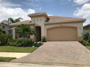 10374 Fontanella Dr, Fort Myers, FL 33913