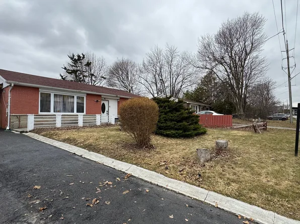 4 Leslie St, Brampton, ON L6X 2J4