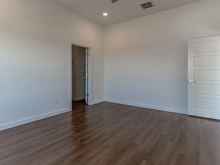 3320 Brazos River Dr — Photo 7