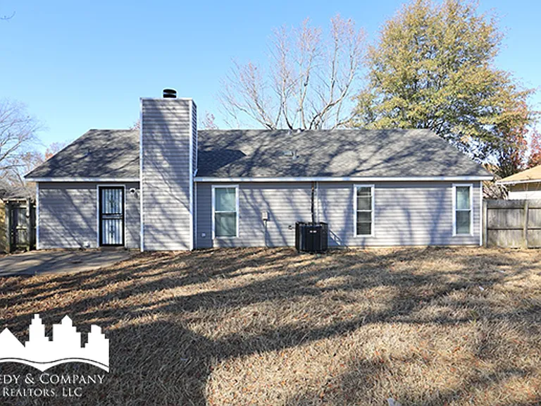 2692 Dromedary Dr — Photo 19