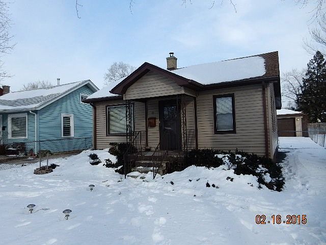 1st image of 32 Argyle Ave