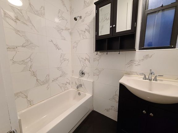 5th image of 80 Saratoga Ave #3L