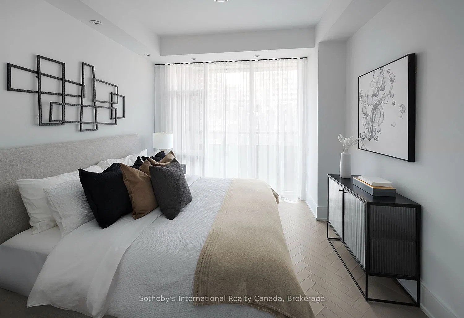 3 bed, $8,450 — Photo 3