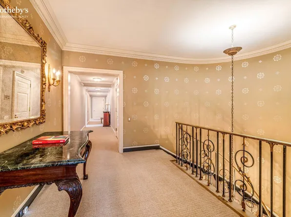 740 Park Avenue image 9 of 18