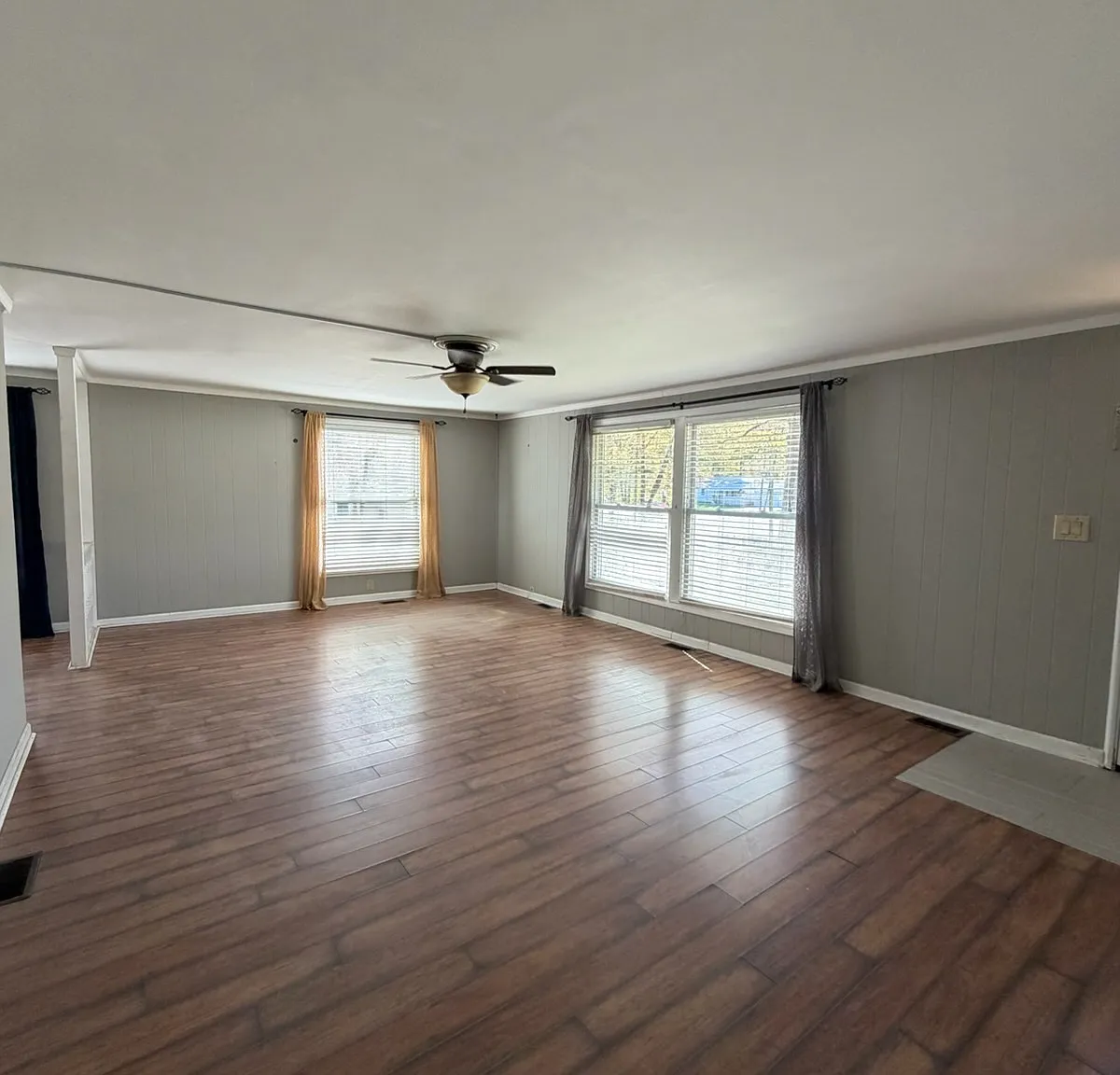 3 bed, 1560 sqft, $2,200 — Photo 3