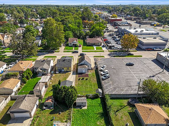 4th image of 5649 Colonial St
