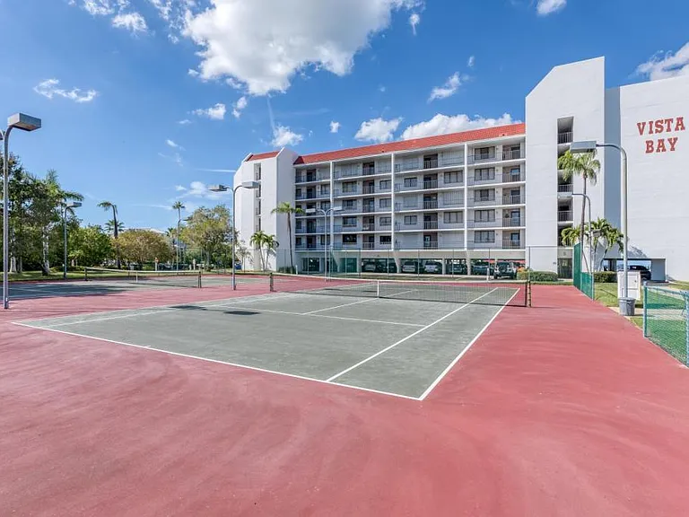 19111 Vista Bay Dr #510 — Photo 30