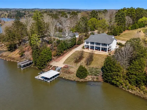 15104 Burnt Pines Rd, Northport, AL 35475