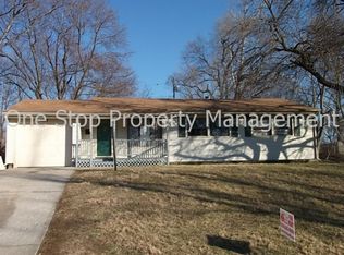 6113 N Tracy Ave, Kansas City, MO 64118