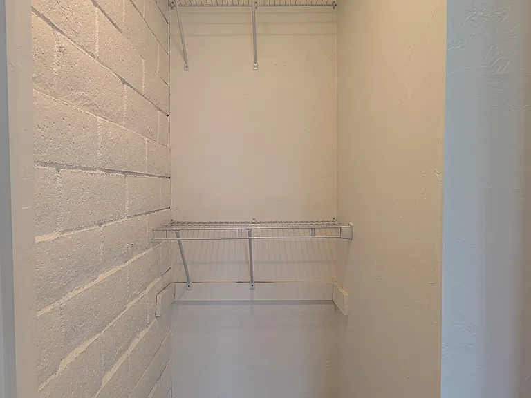 1514 N Elaine Way — Photo 18