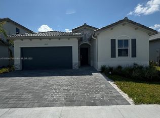 16124 SW 148th Pl, Miami, FL 33187