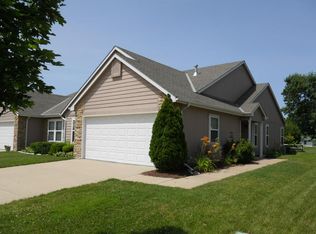 2349 Surrey Dr, Lawrence, KS 66046